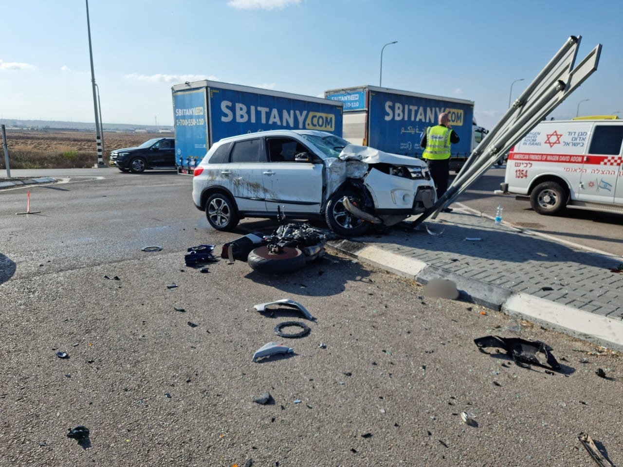 התאונה הקטלנית בצומת סילבר הבוקר| צילום: דוברות מבצעית מד"א