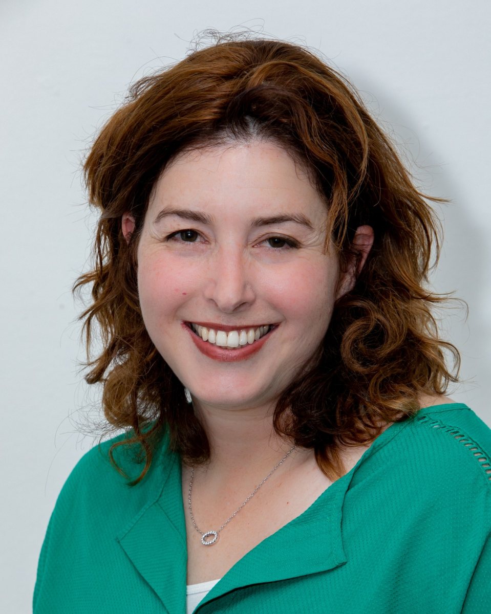 אורלי סיון, מנכל"ית עמותת 'אביב לגיל השלישי' 