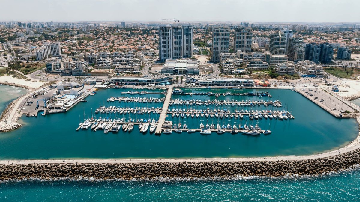 קרדיט צילום: eclipse--media