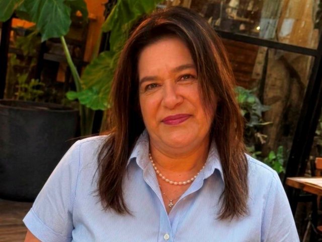 סמדר יהודאי | מנהלת בי"ס נוף ים