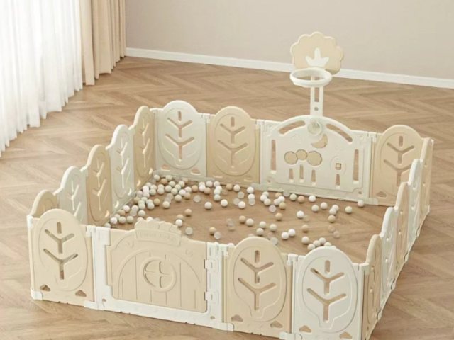 קרדיט תמונה BABY FENCE