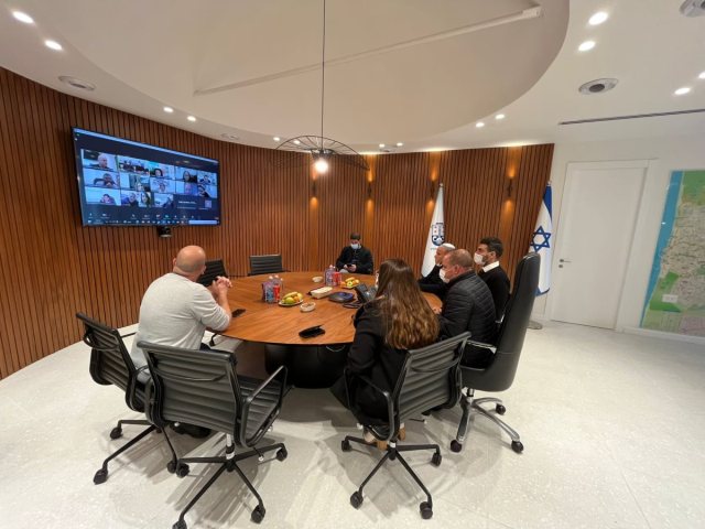 עוברים ללמוד בזום בחטיבות | צילום: דוברות עיריית אשקלון