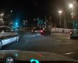 ל'כחול' מותר הכל? צפו בתיעוד ממצלמת הרכב | בלעדי