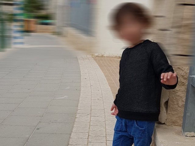 אילוסטרציה, ילד מחוץ לגן | צילום: מערכת "אשקלונים"