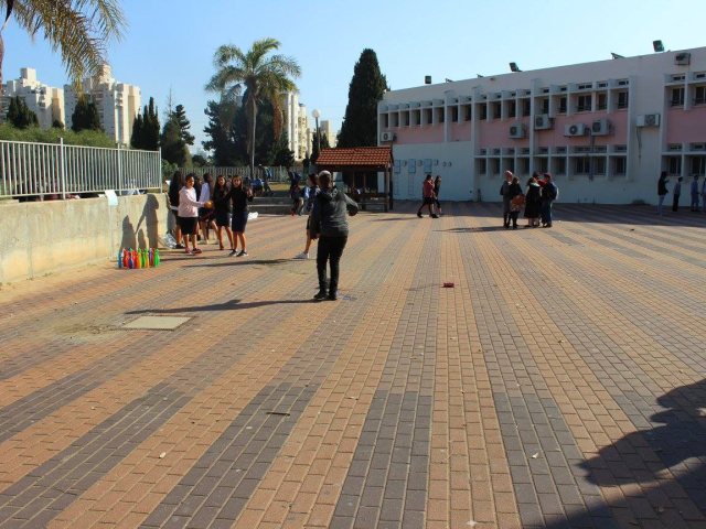 בית ספר אמי"ת ב' | מתוך עמוד בית הספר
