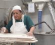 הלכה לעולמה יונה צנעני ממאפיית פיתות צנעני בגדרה