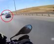 תיעוד דרמטי מהנגב: בן 19 שמעולם לא הוציא רישיון נמלט משוטר בנהיגה פרועה - והתנגש באי תנועה