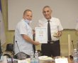 "הרבה זמן לא התרגשתי ככה": במילים אלו, קיבל הערב  אלי יפרח, אות הוקרה במועצת העיר