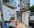 פועל בניין נפצע בתאונת עבודה ברחוב י״א באדר לאחר שנפל לבור