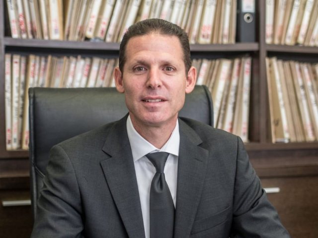 עורך הדין איל כהן - ממשרד עורכי הדין כהן קריסי