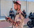 יום הזכרון: החבדניקים יצאו למבצע תפילין בבית העלמין