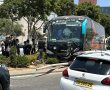 כמעט אסון ברובע ז': אוטובוס התנגש בעמוד חשמל; ללא נפגעים 