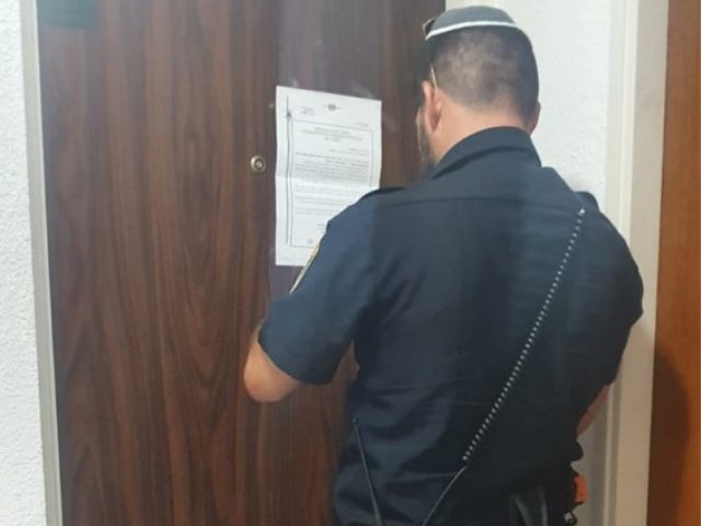 צו סגירה הוצא לדירה | צילום: דוברות המשטרה