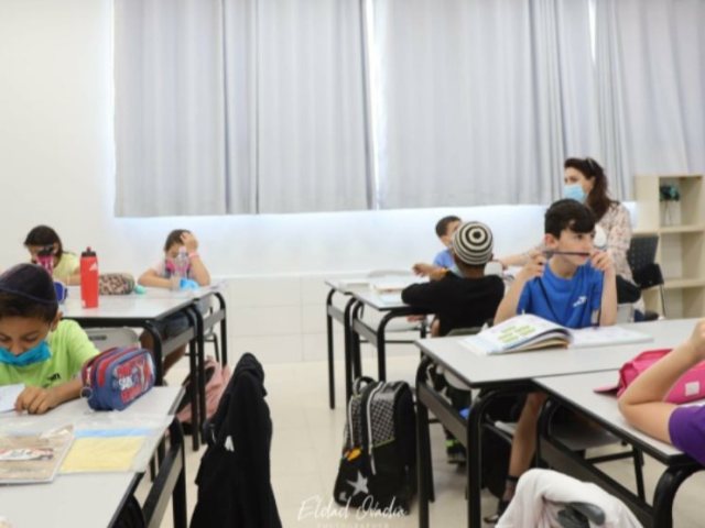 לומדים באשקלון | צילום: אלדד עובדיה