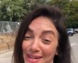 ראו בוידאו: לא תאמינו מה חושבת המעריצה השרופה של השר אמסלם...